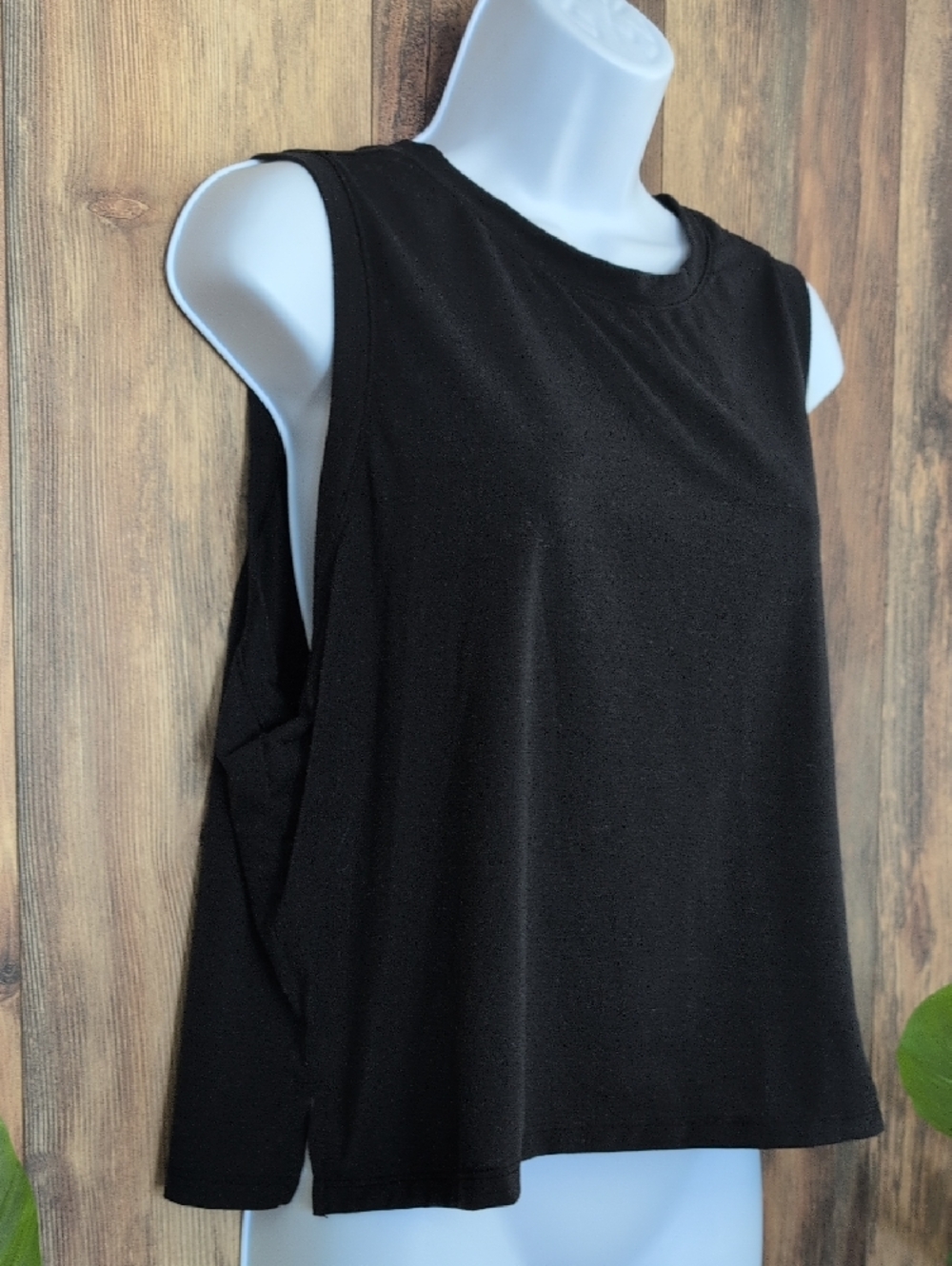 all in motion Black Sleeveless Athletic Crop Tank Top XL         F242